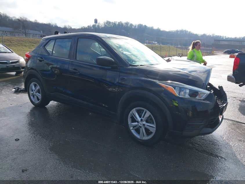 2020 Nissan Kicks S Xtronic Cvt