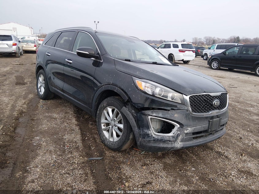 5XYPG4A31HG281189 2017 Kia Sorento 2.4L Lx auction photo 1