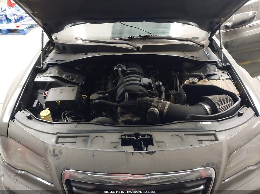 2012 Chrysler 300 Srt8 VIN: 2C3CCAFJ7CH800860 Lot: 44011615