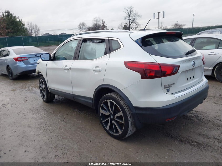 2017 Nissan Rogue Sport Sl