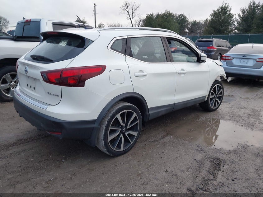 2017 Nissan Rogue Sport Sl