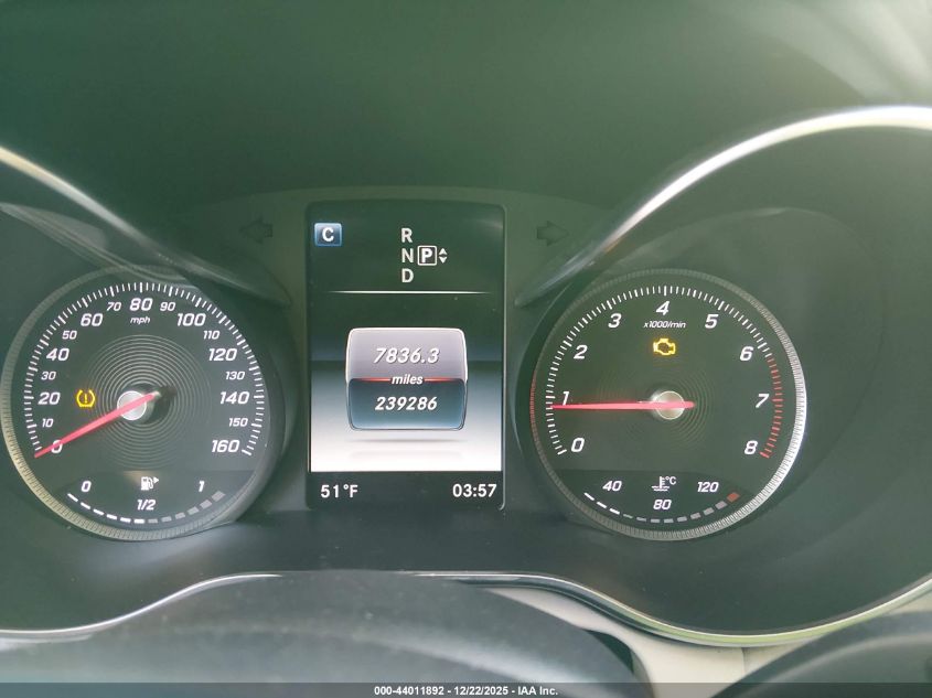 2015 Mercedes-Benz C 300 Luxury 4Matic VIN: 55SWF4KB2FU020600 Lot: 44011892