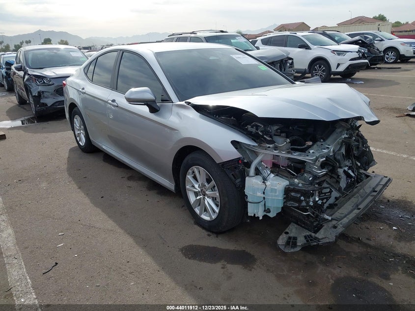 2025 Toyota Camry Le