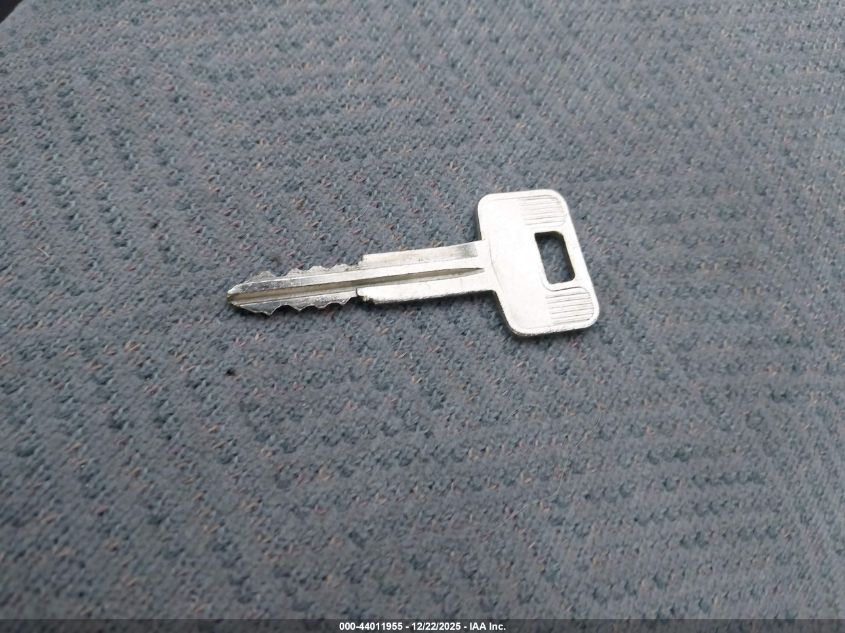 2001 Chevrolet Prizm VIN: 1Y1SK52871Z425355 Lot: 44011955