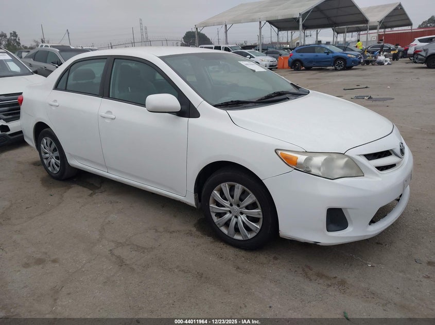 2T1BU4EE5CC807181 2012 Toyota Corolla Le auction photo 1