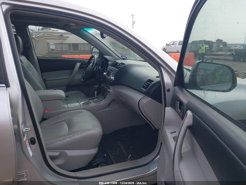 2012 Toyota Highlander Se V6