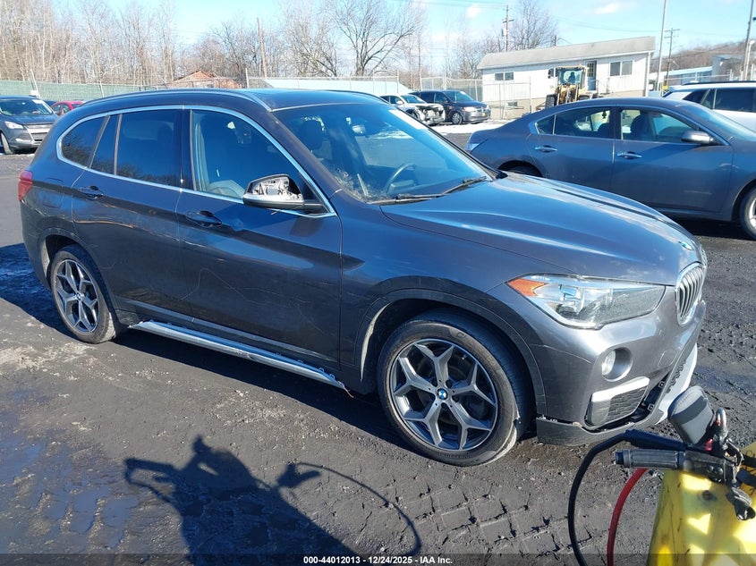 WBXHT3C35J5L34663 2018 BMW X1 xDrive28I auction photo 1