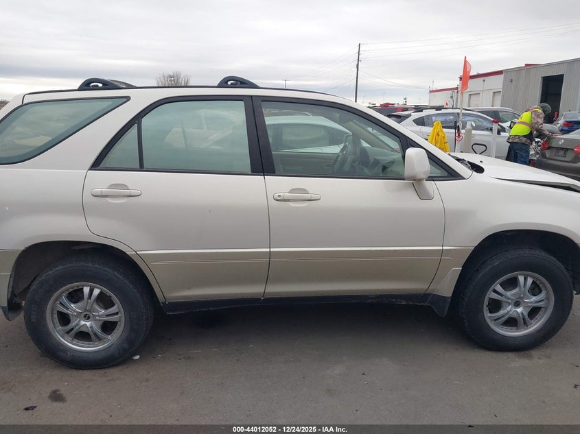 1999 Lexus Rx 300 VIN: JT6HF10U3X0015779 Lot: 44012052