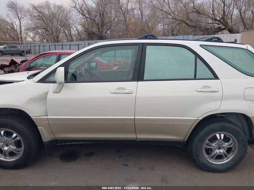 1999 Lexus Rx 300 VIN: JT6HF10U3X0015779 Lot: 44012052
