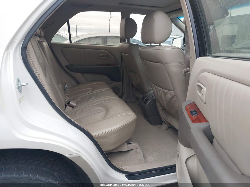 1999 Lexus Rx 300 VIN: JT6HF10U3X0015779 Lot: 44012052