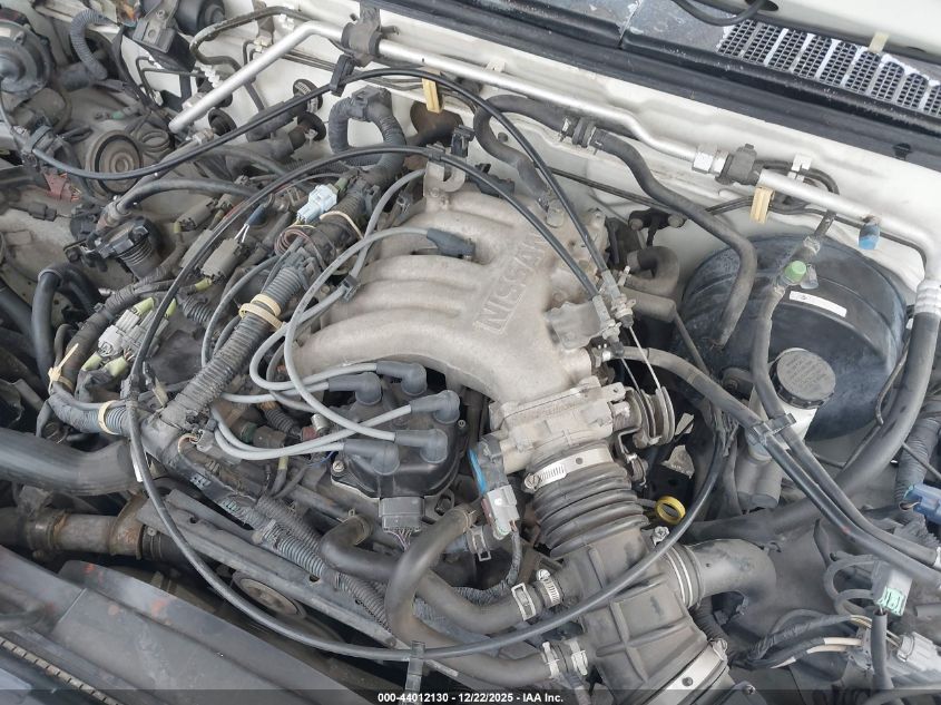 2000 Nissan Frontier Se-V6/Xe-V6 VIN: 1N6ED27Y6YC364870 Lot: 44012130