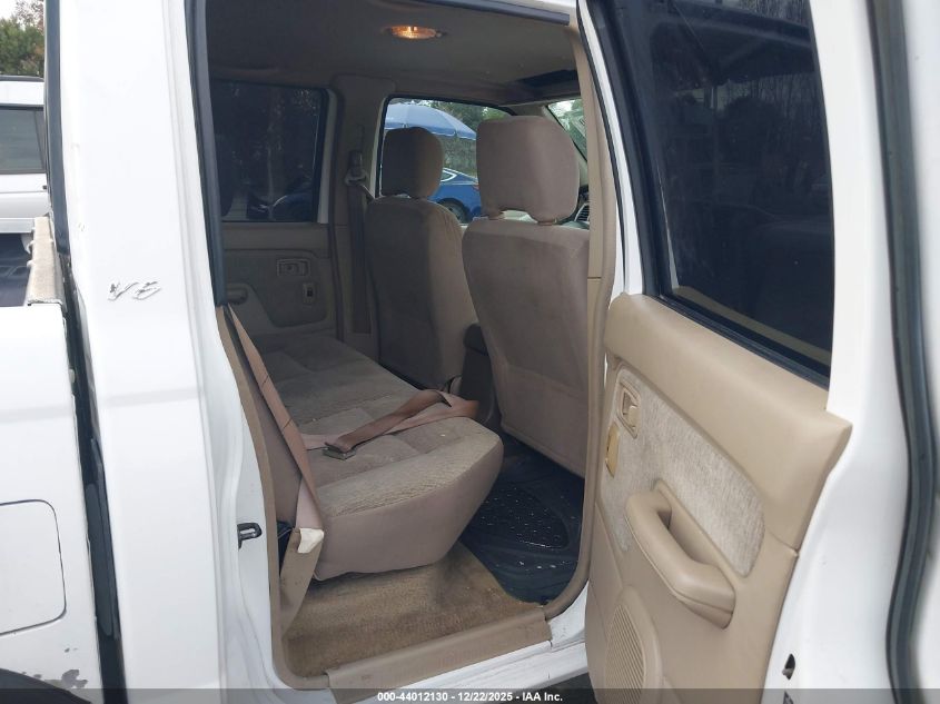 2000 Nissan Frontier Se-V6/Xe-V6 VIN: 1N6ED27Y6YC364870 Lot: 44012130