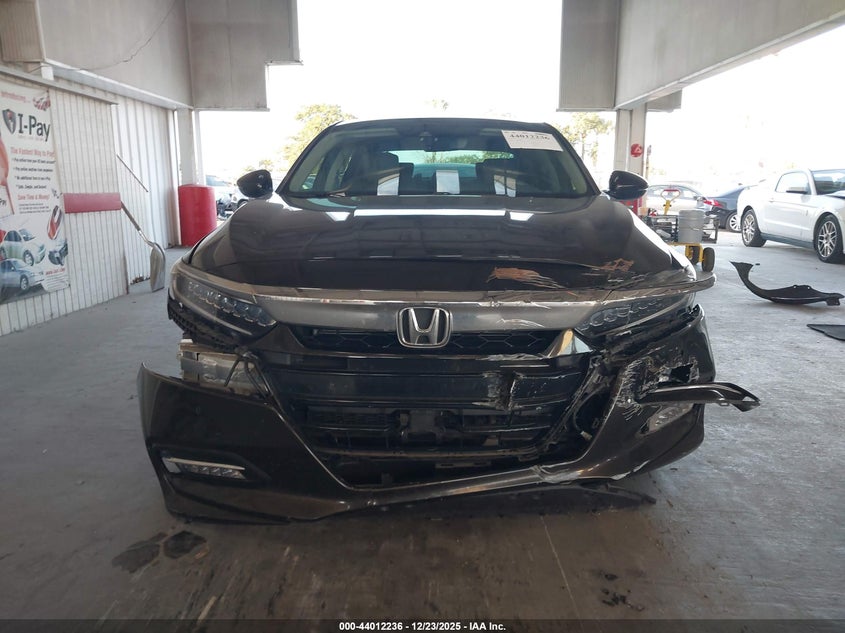 VIN 1HGCV3F97JA006705 2018 HONDA ACCORD HYBRID TOURING