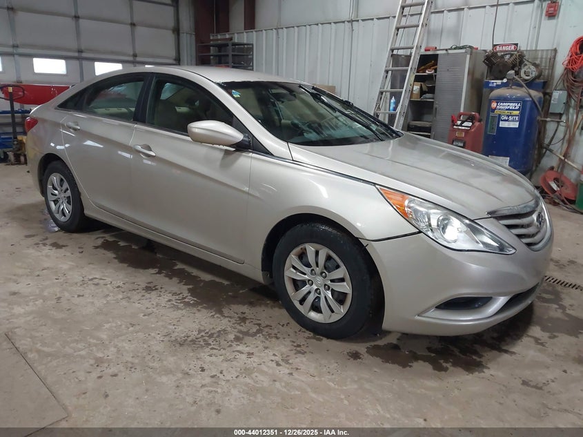 5NPEB4AC1BH013975 2011 Hyundai Sonata Gls auction photo 1