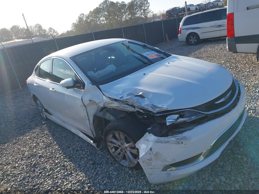 2015 Chrysler 200 Limited