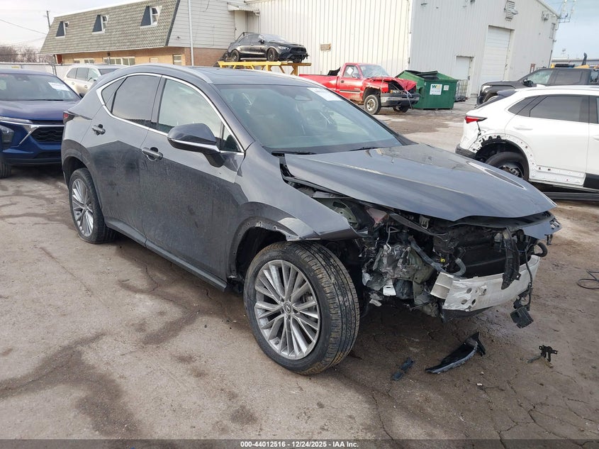2T2GKCEZ5NC008847 2022 Lexus Nx 350H Premium auction photo 1