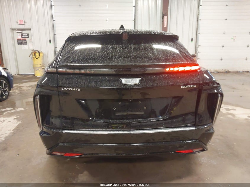VIN 1GYKPPRL9RZ122563 2024 CADILLAC LYRIQ LUXURY W/1SC