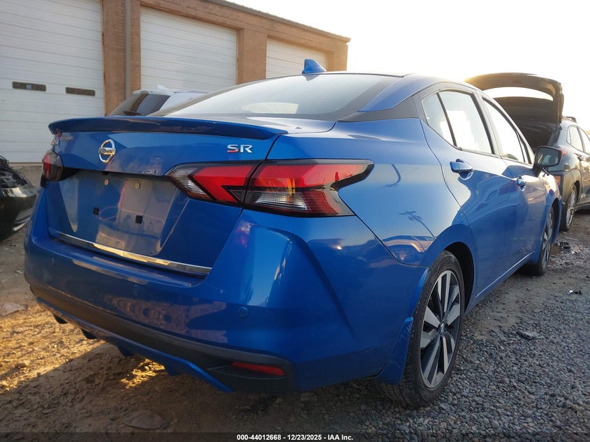 2021 Nissan Versa Sr Xtronic Cvt