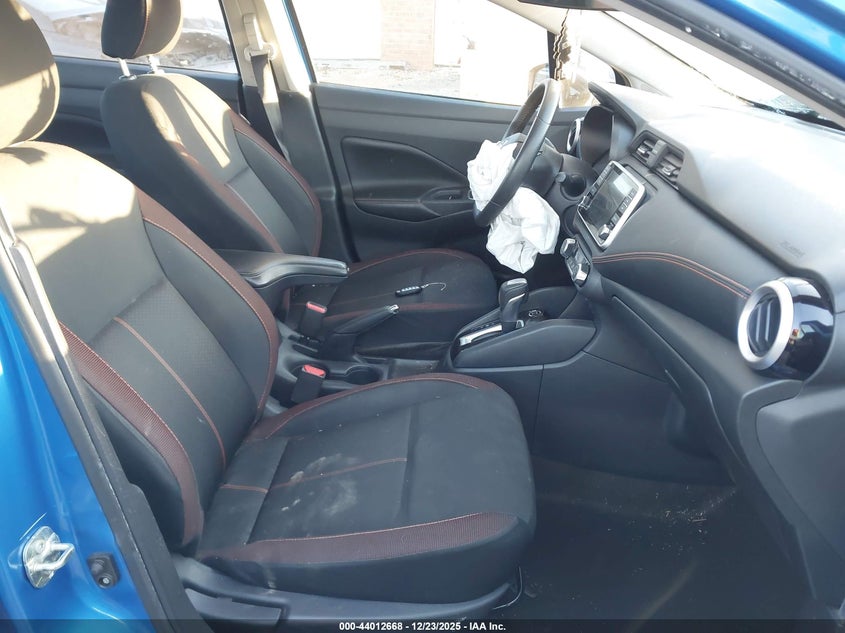 2021 Nissan Versa Sr Xtronic Cvt