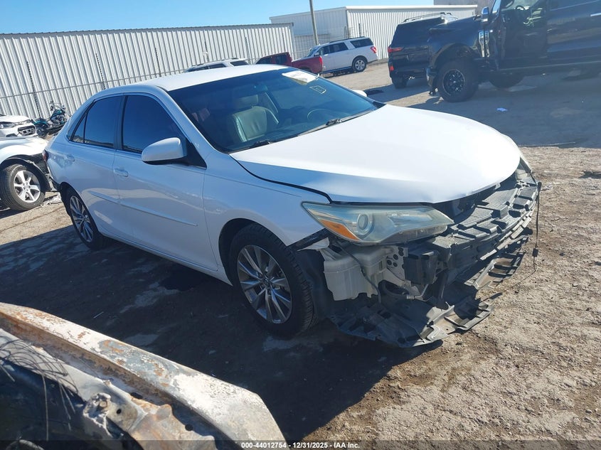4T4BF1FK5FR459033 2015 Toyota Camry Xle auction photo 1