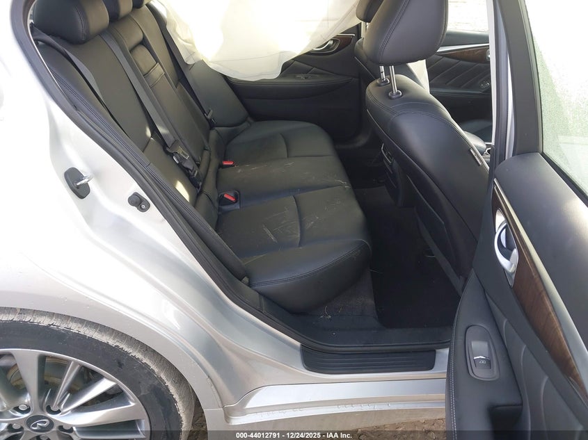 VIN JN1EV7AR1JM437337 2018 INFINITI Q50 3.0T LUXE