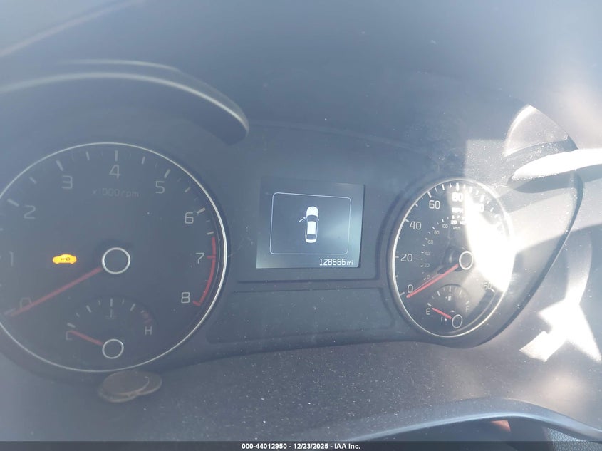 KIA OPTIMA 2018 VIN 5XXGU4L31JG185563