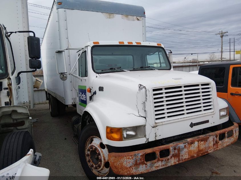 2001 International 4000-Series