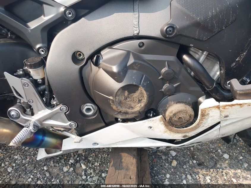 2025 Honda Cbr1000 Rr VIN: JH2SC7716SK800100 Lot: 44012998