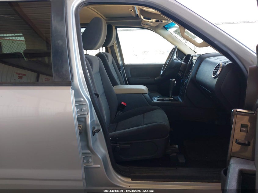 2010 Ford Explorer Xlt