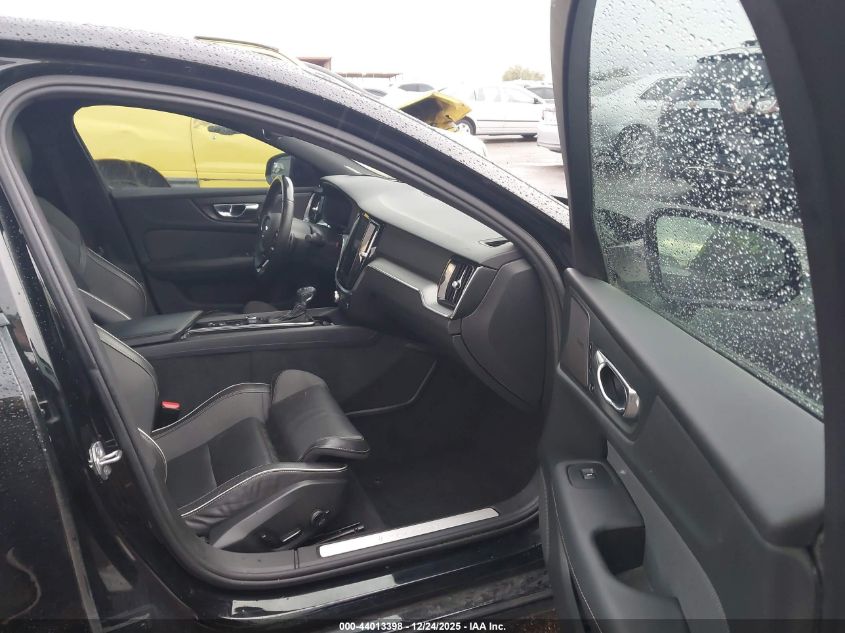 2019 Volvo S60 T6 R-Design