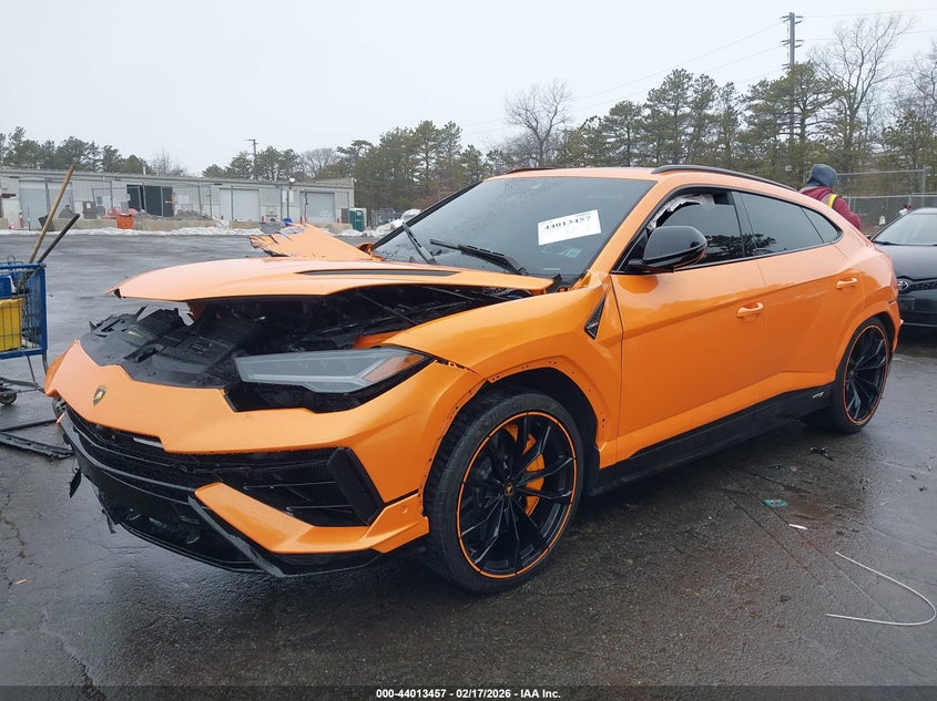 Auction sale of the 2024 LAMBORGHINI URUS , vin: ZPBUB3ZL7RLA31311, lot number: 44013457