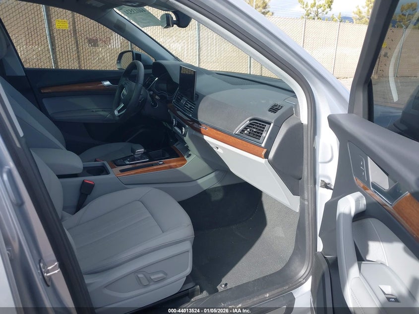 2025 Audi Q5 Premium Plus 40 Tfsi Quattro S Tronic