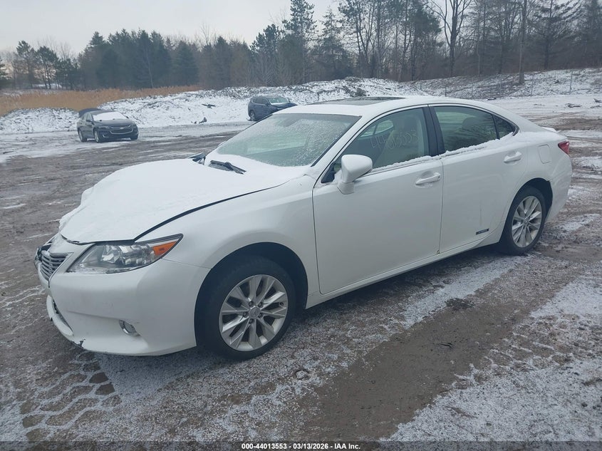 Vin: jthbw1gg0d2028700, lot: 44509308, lexus es 300h 20132
