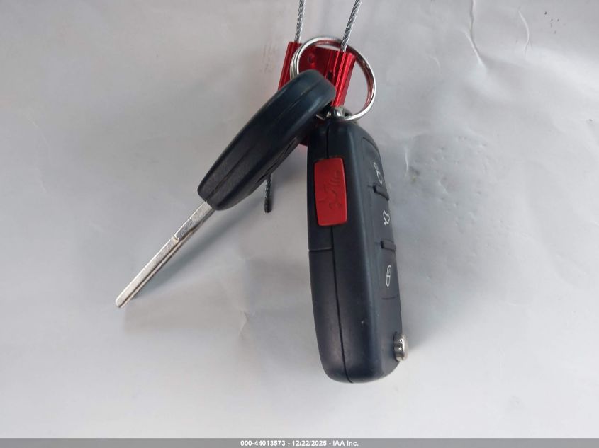 2017 Volkswagen Tiguan 2.0T/2.0T S VIN: WVGBV7AX6HK013572 Lot: 44013573