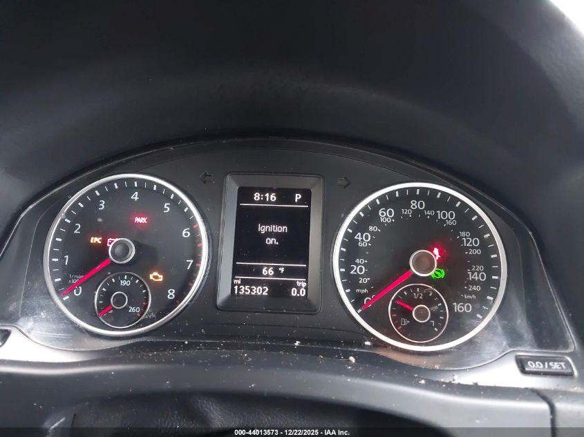 2017 Volkswagen Tiguan 2.0T/2.0T S VIN: WVGBV7AX6HK013572 Lot: 44013573