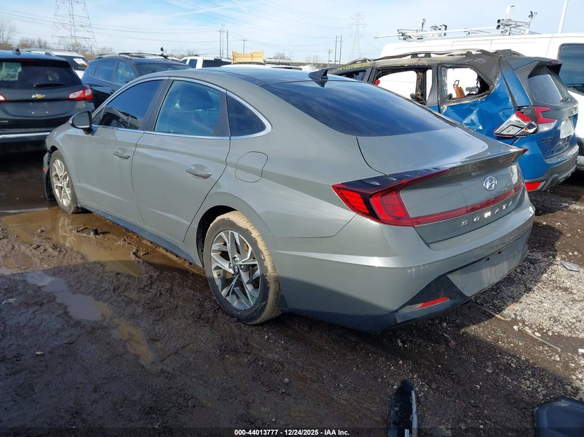 2022 Hyundai Sonata Sel