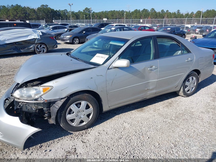 2005 Toyota Camry Le
