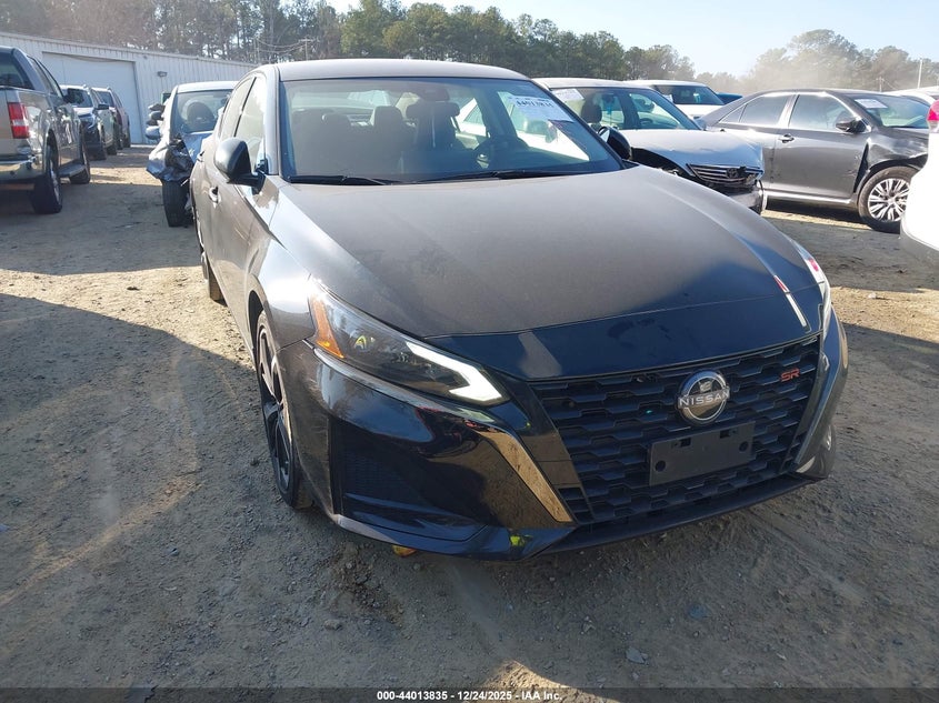 2024 Nissan Altima Sr Fwd