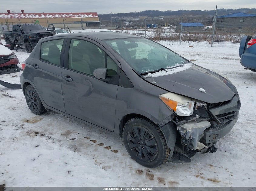 JTDKTUD32DD568891 2013 Toyota Yaris Le auction photo 1