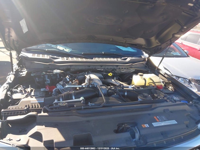 VIN 1FT8W2BT9REE74744 2024 FORD F-250