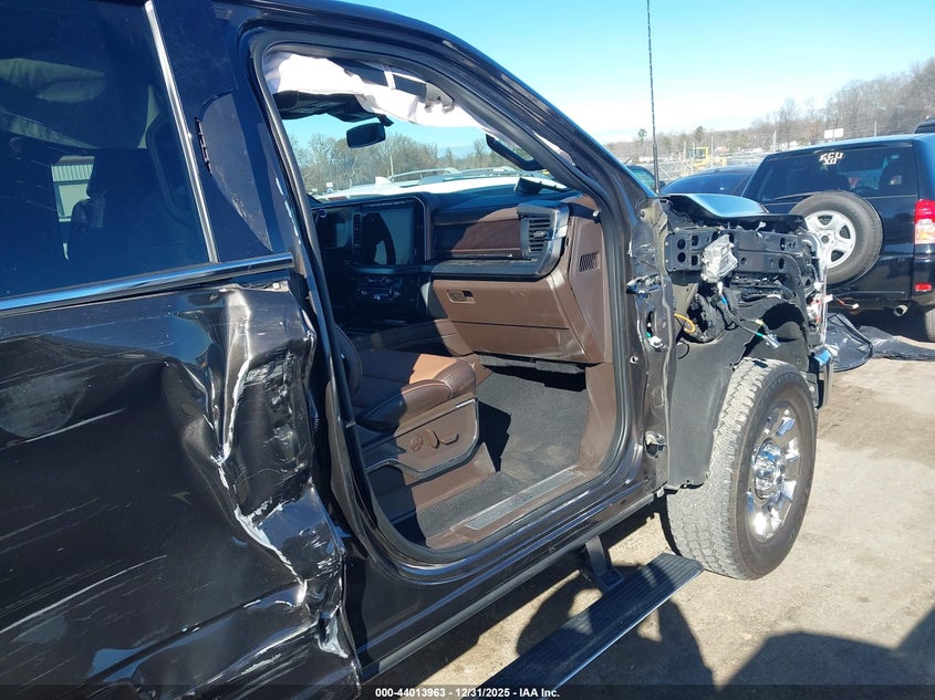 VIN 1FT8W2BT9REE74744 2024 FORD F-250