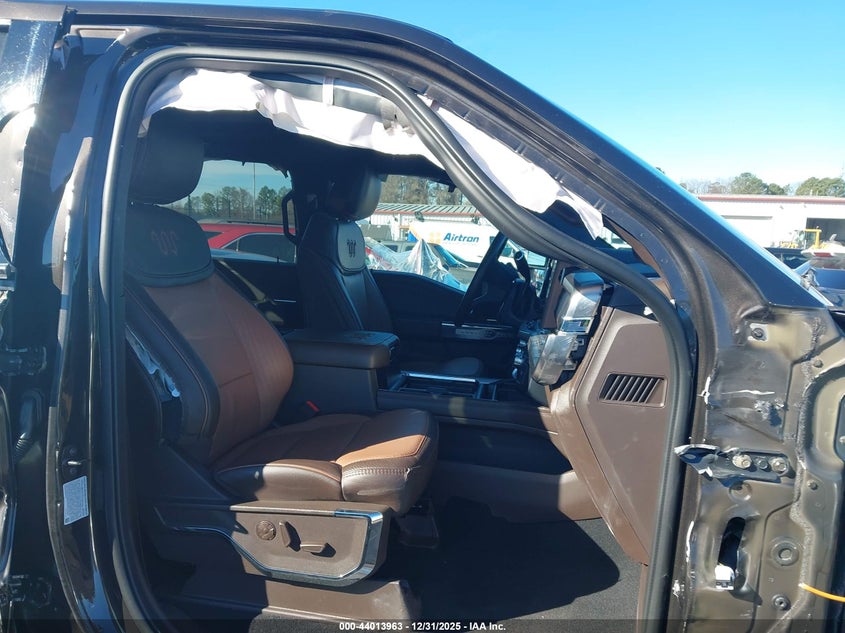 VIN 1FT8W2BT9REE74744 2024 FORD F-250