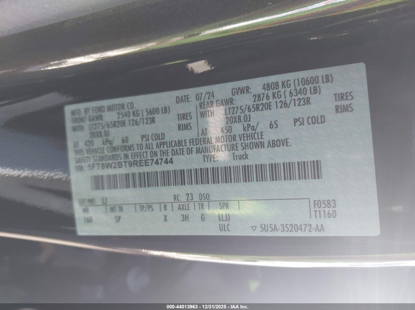 VIN 1FT8W2BT9REE74744 2024 FORD F-250