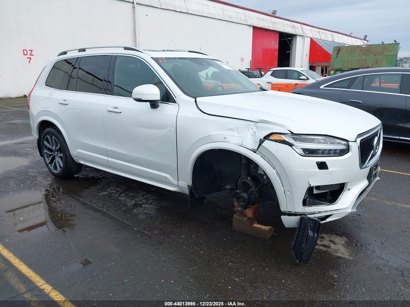 2017 Volvo Xc90 T6 Momentum