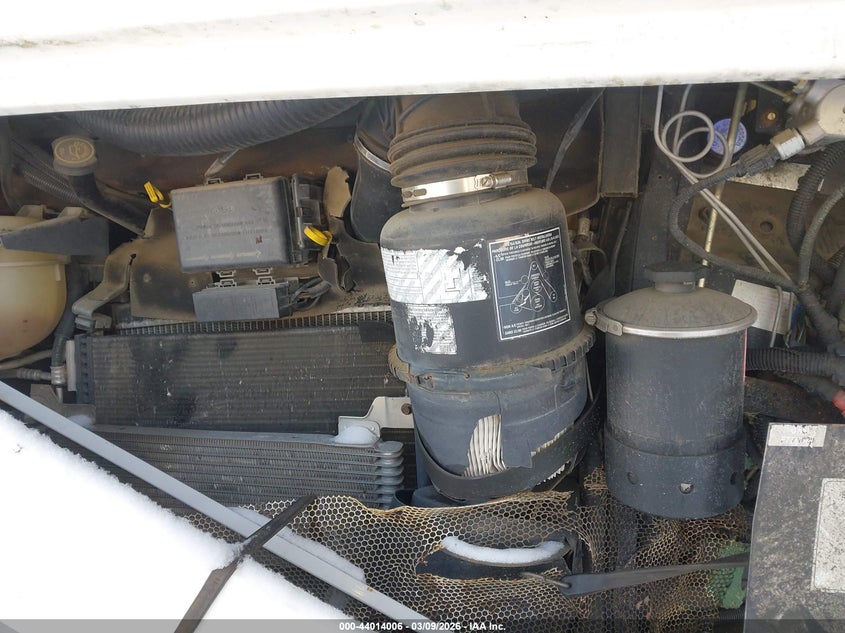2003 Ford F550 Super Duty Stripped Chass VIN: 1FCMF53S630A02446 Lot: 44014006