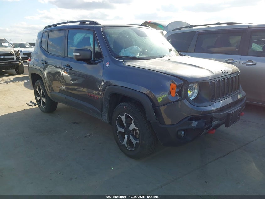 ZACNJBC1XKPK01711 2019 Jeep Renegade Trailhawk 4X4 auction photo 1