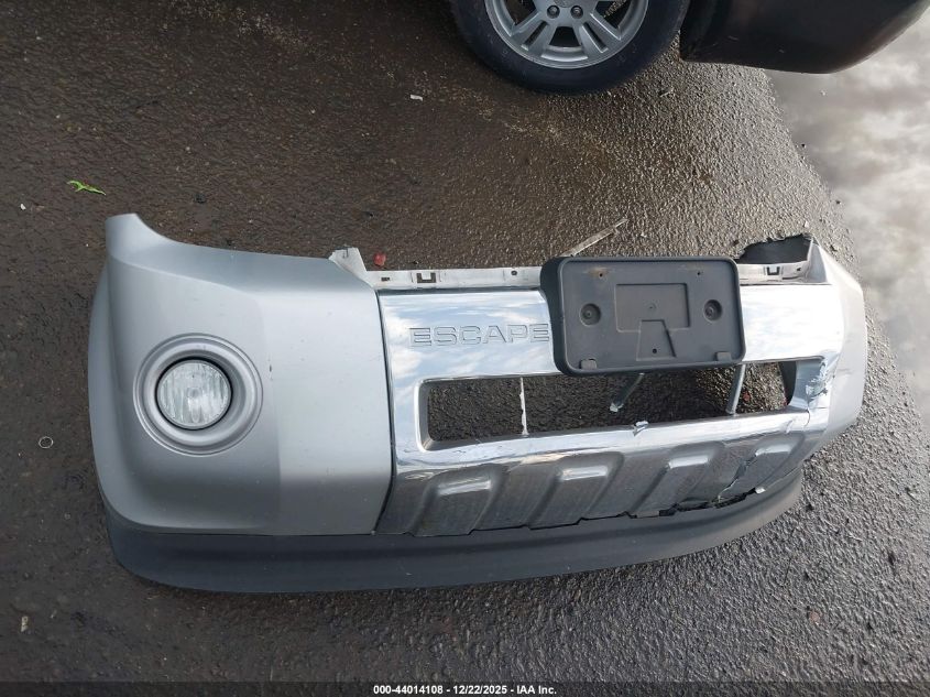 2010 Ford Escape Limited VIN: 1FMCU9EG5AKC72587 Lot: 44014108