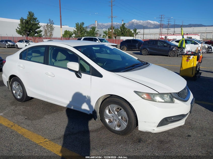 19XFB2F50FE214697 2015 Honda Civic Lx auction photo 1