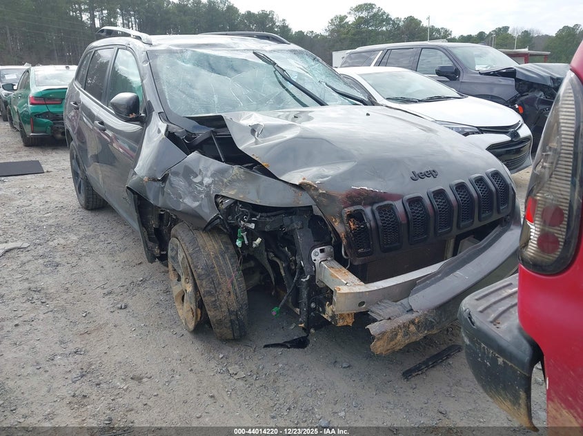 2017 Jeep Cherokee Altitude Fwd