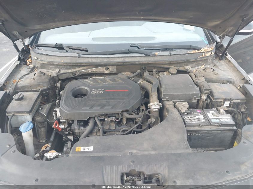 2015 Hyundai Sonata Limited 2.0T VIN: 5NPE34AB2FH142639 Lot: 44014246